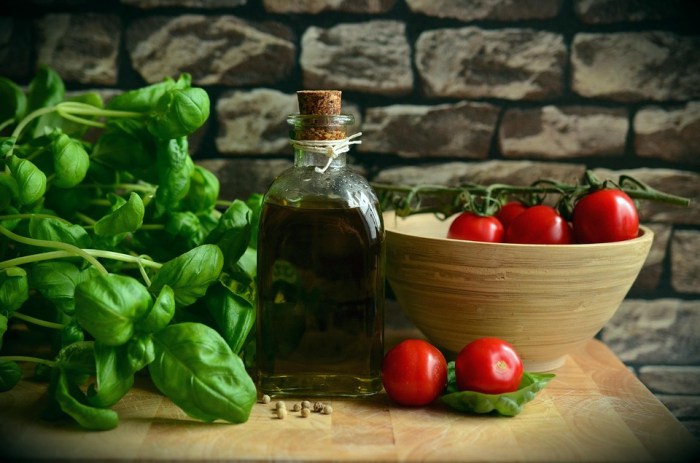 Olive Oil Tomatoes Basil · Free photo on Pixabay